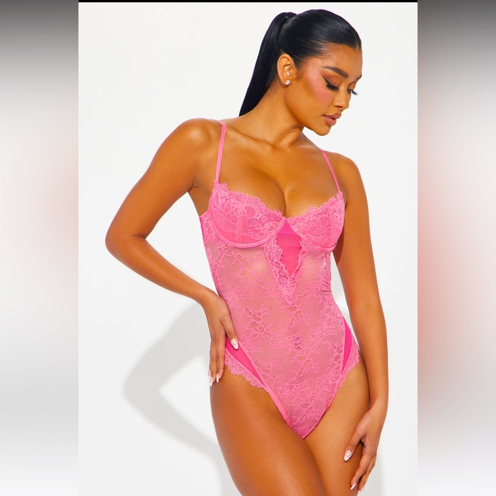 (SOLD)❤️Lace One Piece❤️